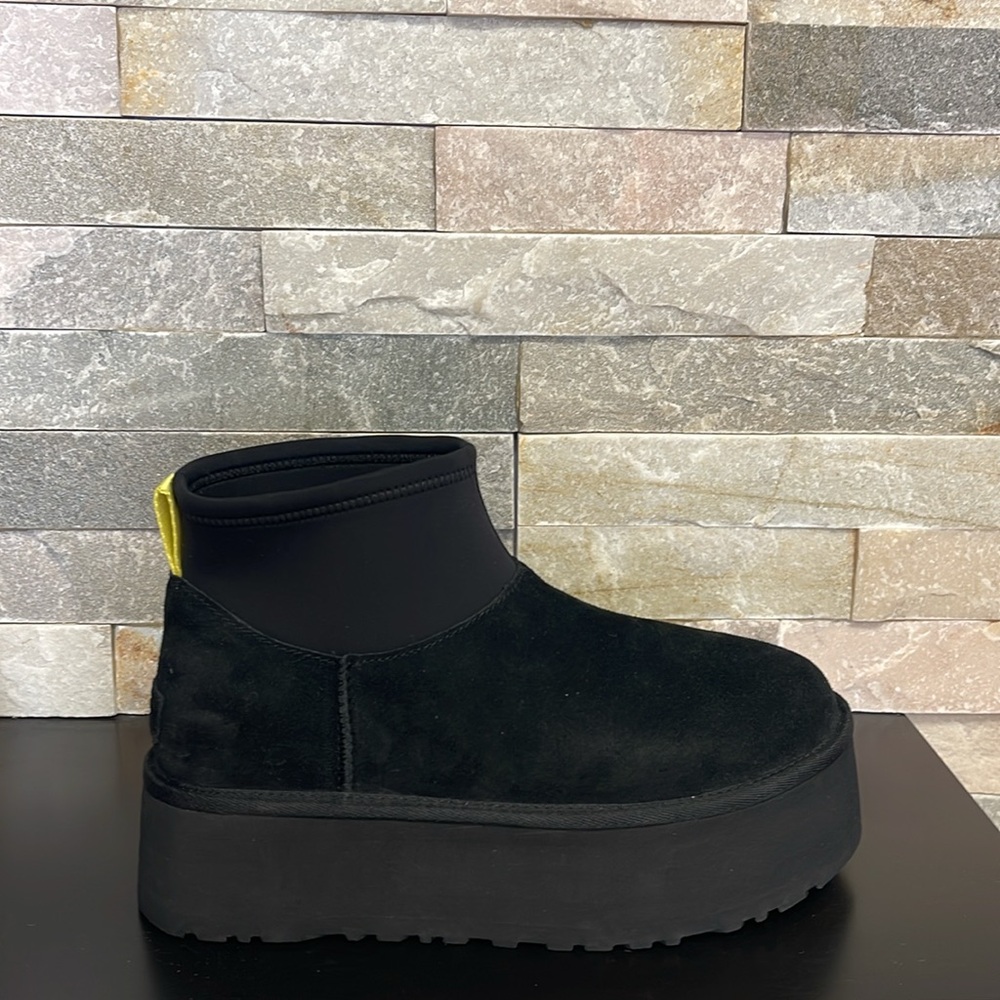 UGG Women's Classic Mini Dipper Boot - Picture 7 of 11